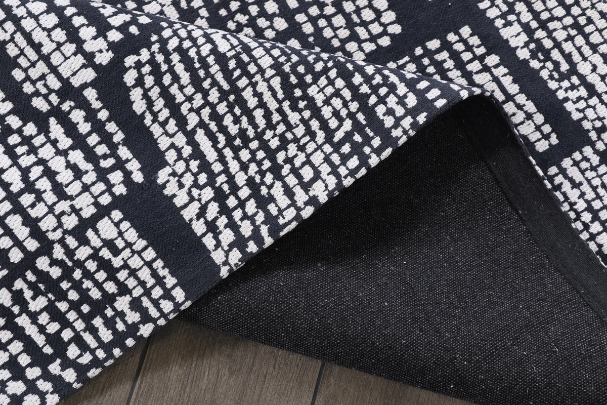 Modern Charcoal Grey Rugs with Abstract Design