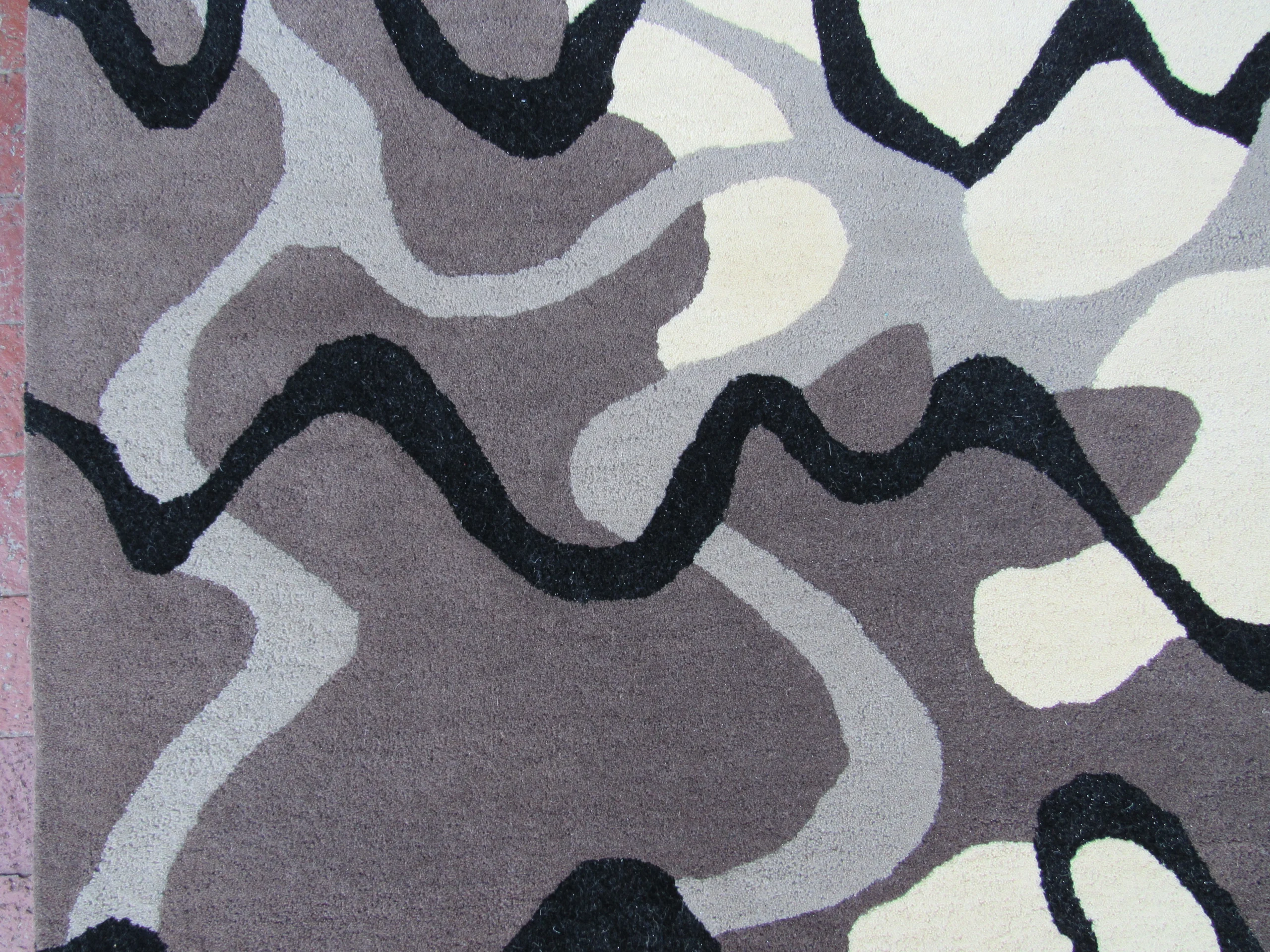 Wool & Silk Rug 4 Wool & Silk Rug - Image 4
