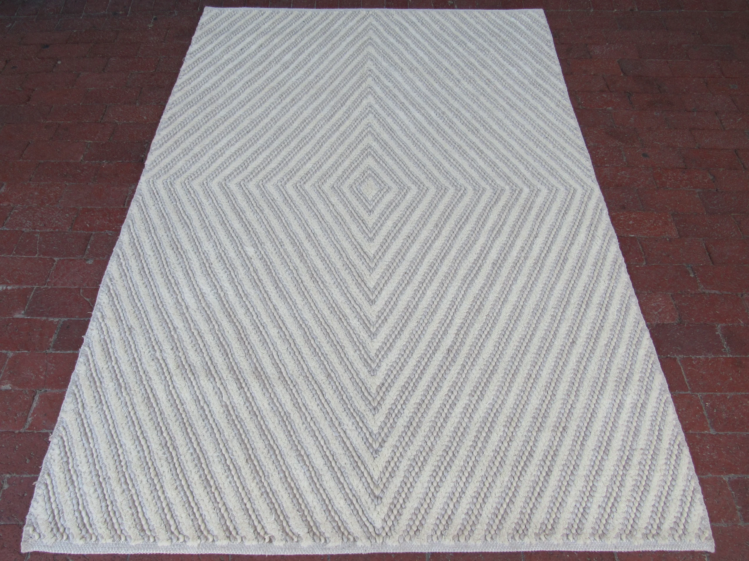 Hand Woven Textured Rug 160x230cm 6 Hand Woven Textured Rug 160x230cm - Image 6