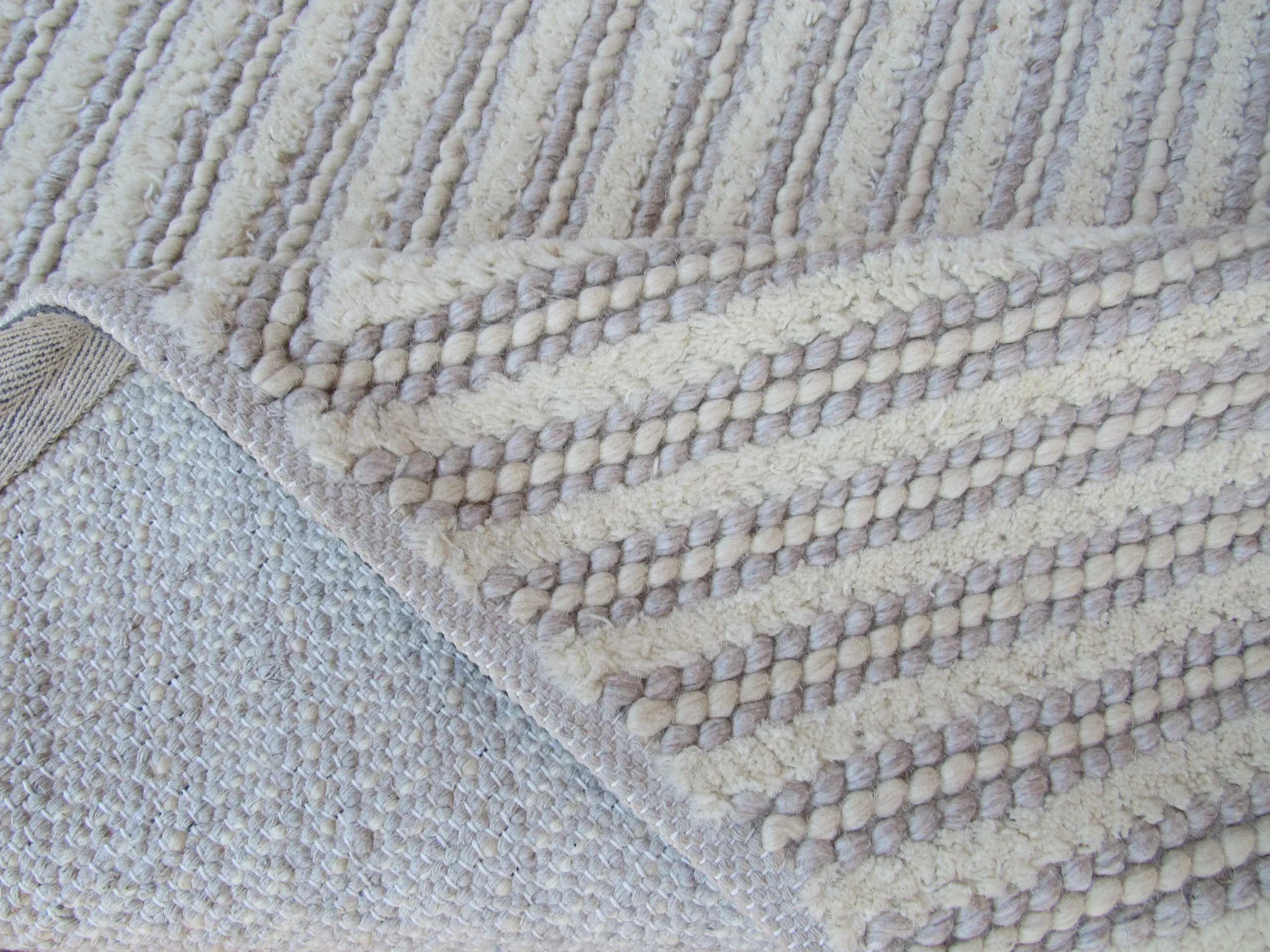 Hand Woven Textured Rug 160x230cm 8 Hand Woven Textured Rug 160x230cm - Image 8