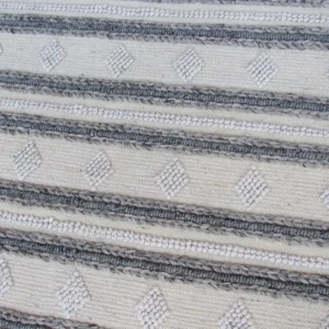 Hand Woven Textured Rug 160x230cm