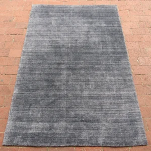 Hand Knotted Wool Silk Rug